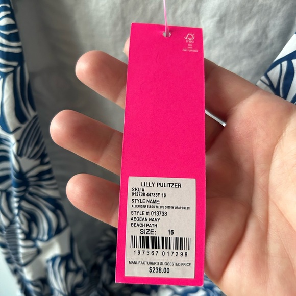 Lilly Pulitzer wrap dress NWT - Picture 5 of 7